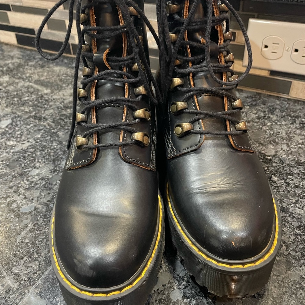 Dr. Martin Leona boots